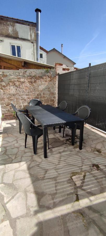 Poissy Appartements Cosy מראה חיצוני תמונה