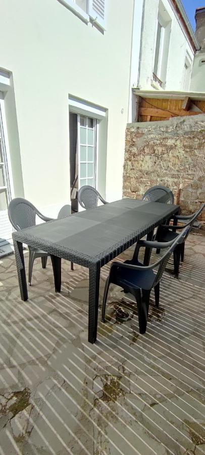 Poissy Appartements Cosy מראה חיצוני תמונה
